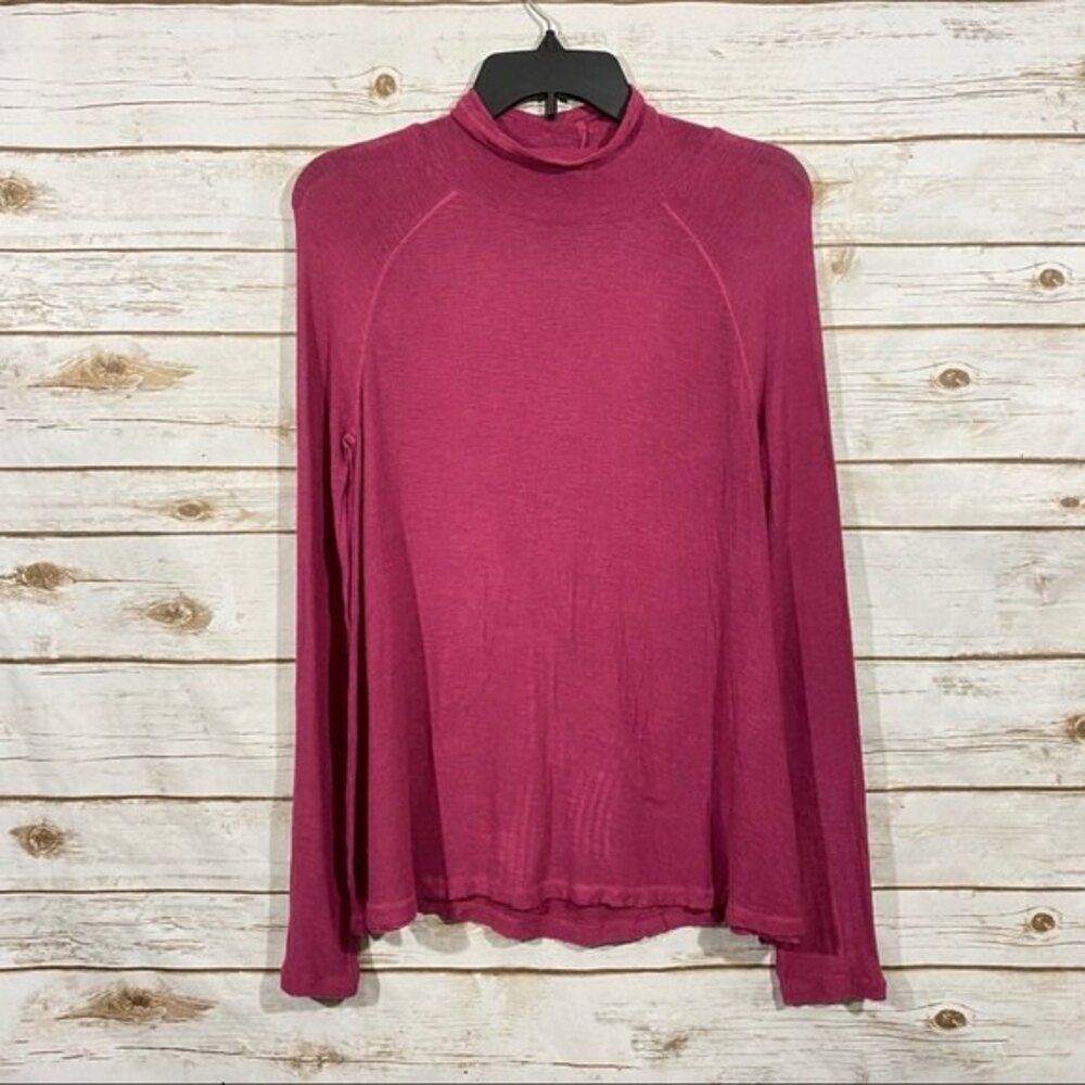 Free People Women’s Long Sleeve Top Size M